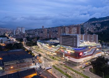 Centro Comercial Parque Fabricato