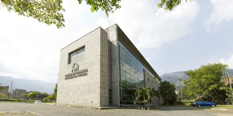Centro Regional Aburrá Norte Cámara de Comercio de Medellín en Bello