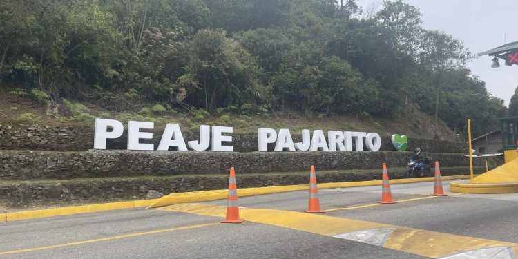 Peaje Pajarito sería reubicado
