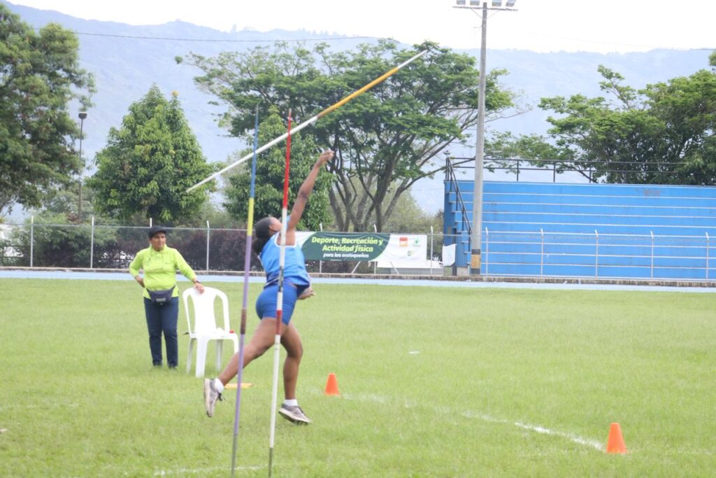 Bello brilla con 57 medallas en las Finales Departamentales 2025
