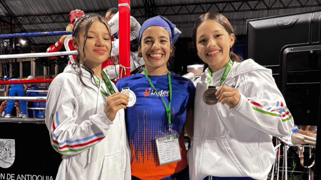Yesenia pelea con el corazón y con ese mismo impulso se llevó el oro departamental en boxeo