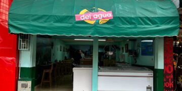 En Bello hay un lugar que ha alimentado por 30 años con sabor a río y mar; esta es su historia