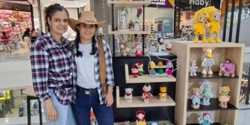 Productos hechos con corazón bellanita: Juliana diseñó un huevito terapéutico y ahora contará su historia en un libro